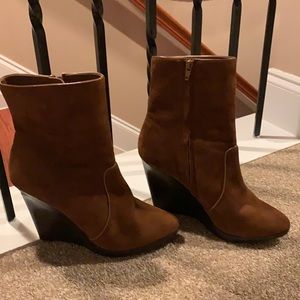 Real Suede Cognac booties